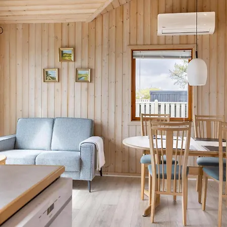 2 Bedroom Amazing In V Esbjerg
