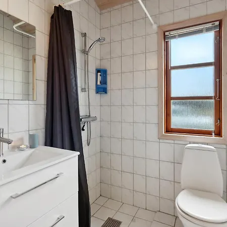 2 Bedroom Amazing In V Casa de Férias Esbjerg