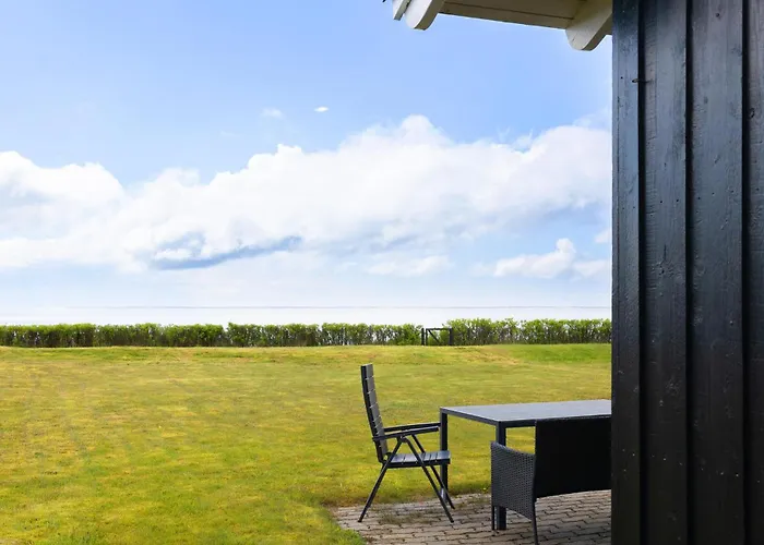 2 Bedroom Amazing In V Esbjerg