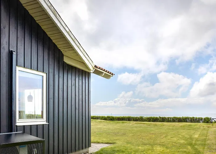 Ferienhaus 2 Bedroom Amazing In V